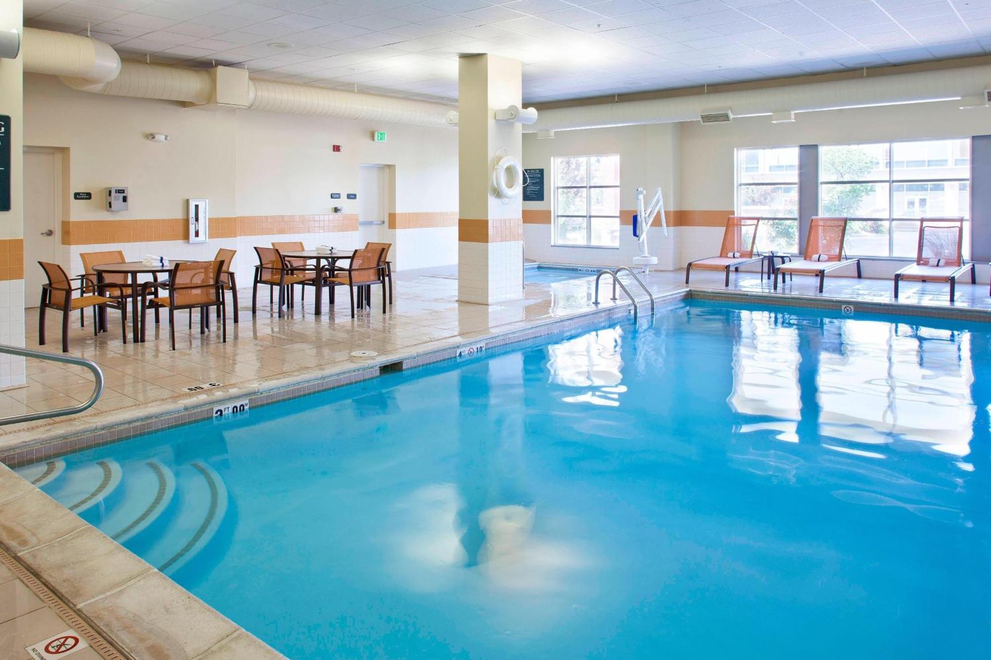 Courtyard By Marriott Pueblo Ξενοδοχείο Εξωτερικό φωτογραφία